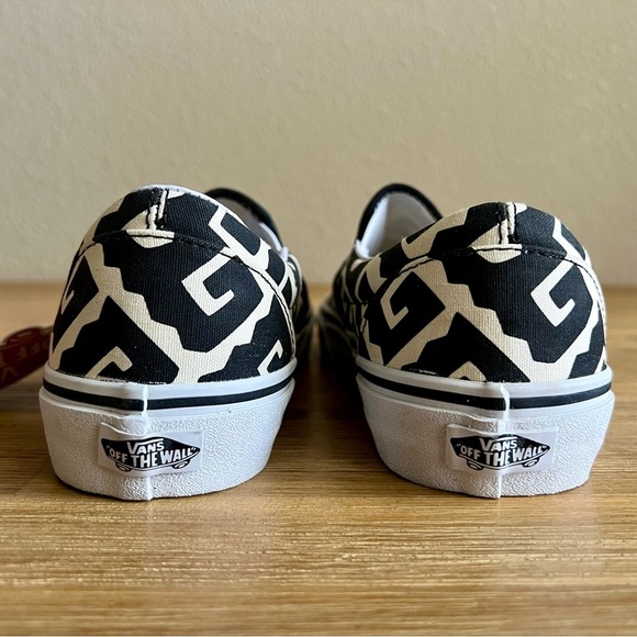 Vans Classics 2014 Van Doren Shoes Mens 7.5 Tribal Print Slip On Skateboarding - Picture 9 of 15